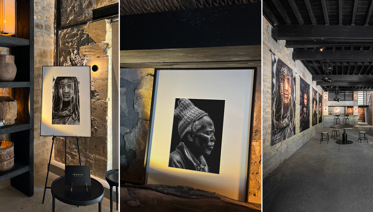 IONNYK electronic paper (E Ink) digital photo frames showcasing Serge Anton’s black-and-white photography at L’Atelier Serge Anton in Sedan, France